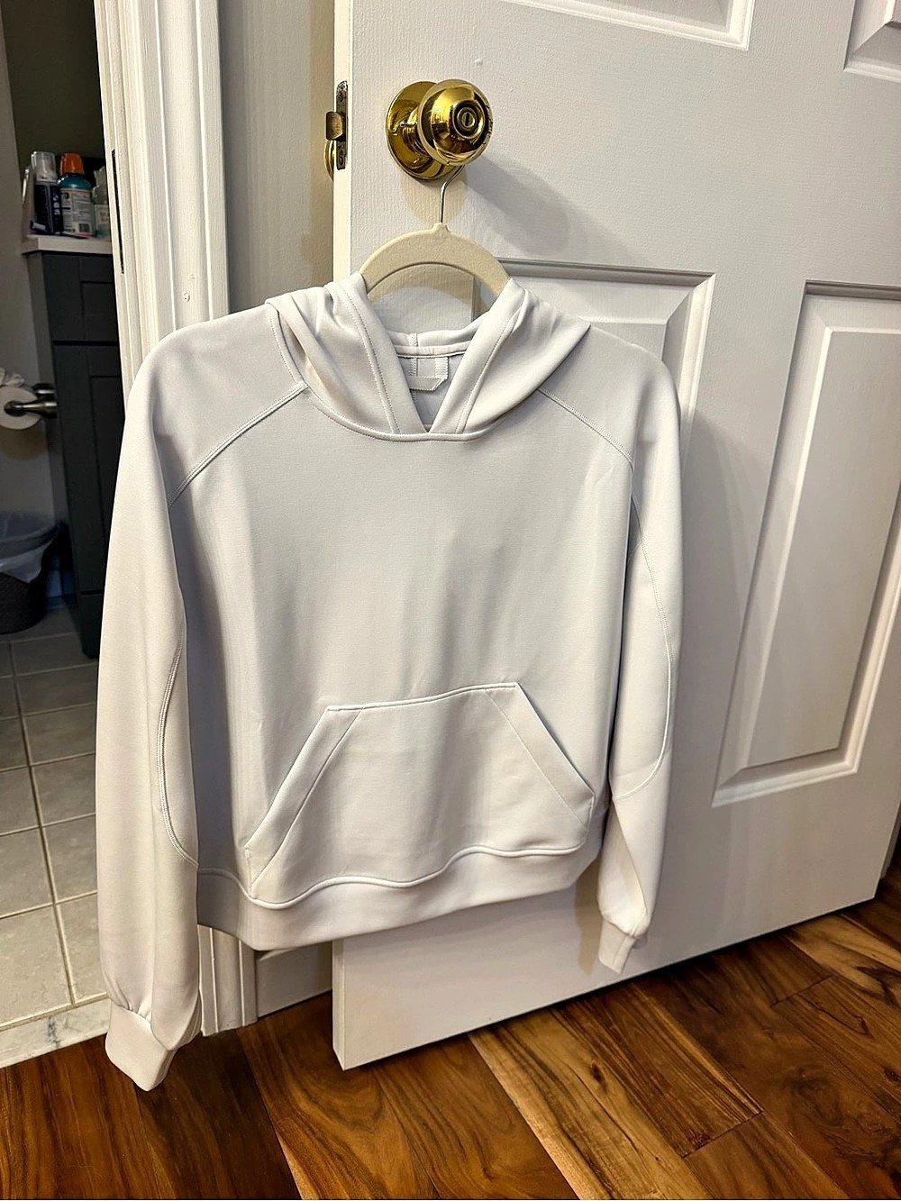 Lululemon Softstreme Hoodie in White Size Small Like New